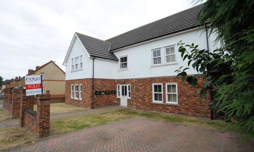 Ampthill Road, Flitwick