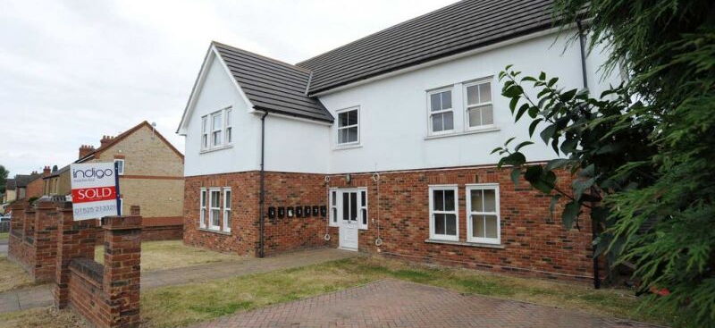 Ampthill Road, Flitwick