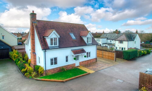 1 Greys Mews Greenfield